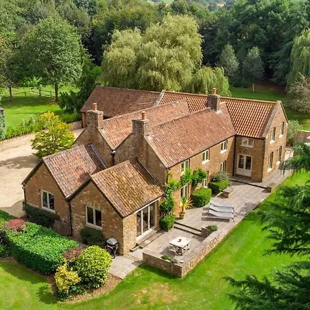 Stunning Country Between & Bath *