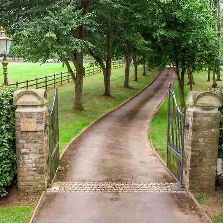 Stunning Country Between & Bath * Bristol