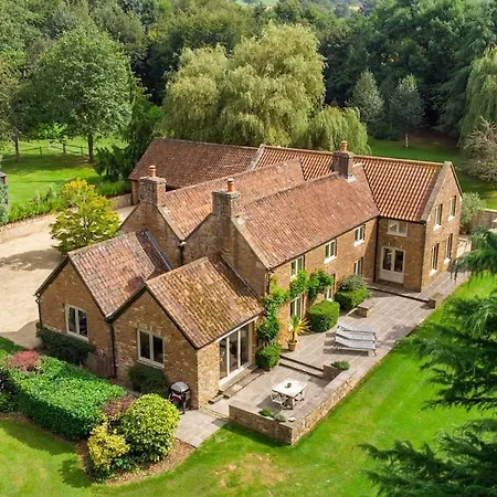 Stunning Country Between & Bath *