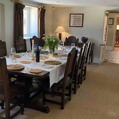 Holiday home Stunning Country Between & Bath