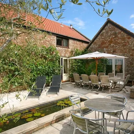 Stunning Country Between & Bath