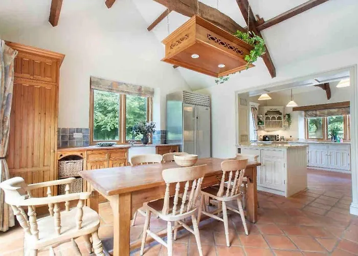 Stunning Country Between & Bath *