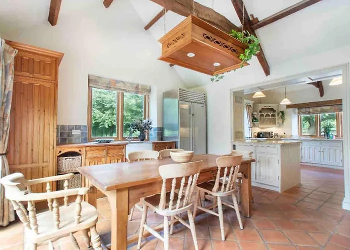 Stunning Country Between & Bath *