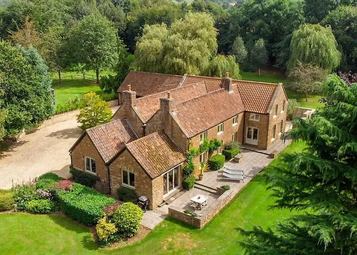 Stunning Country Between & Bath *